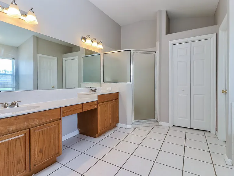 4545 Marchmont Blvd — Photo 11