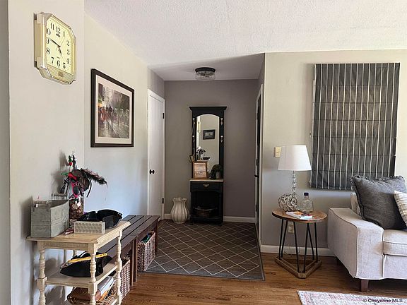 3rd image of 707 Gerald Pl