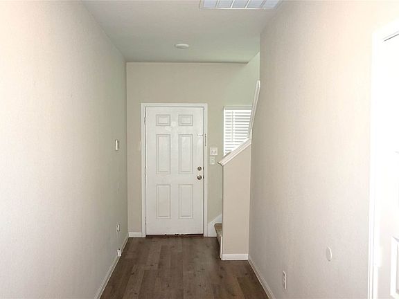 5th image of 21930 King Heights Ln
