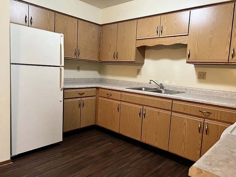 235 N 1st St #3 — Photo 5