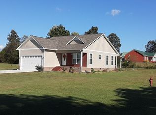 100 Walnut Rdg, Arab, AL 35016