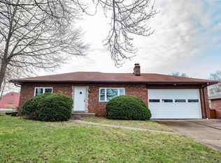 7310 Cheshire Ln, Saint Louis, MO 63123