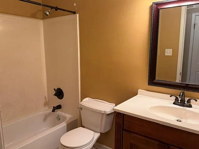 3149 Wellborne Dr W — Photo 12