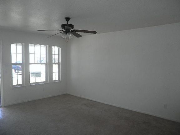 5th image of 1510 Searcy Dr