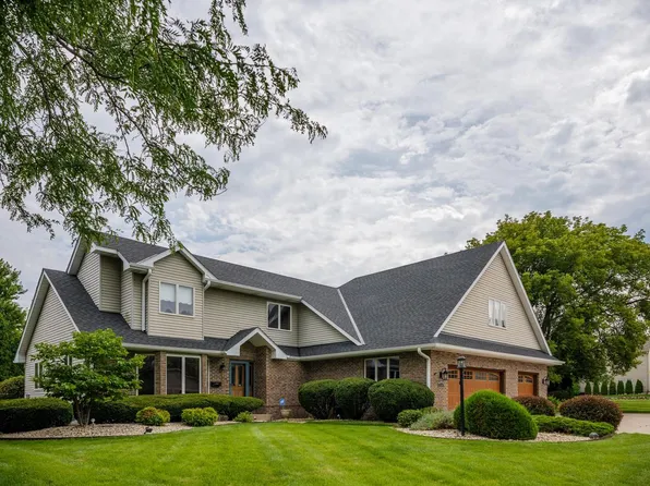 9009 33rd AVENUE, Kenosha, WI 53142