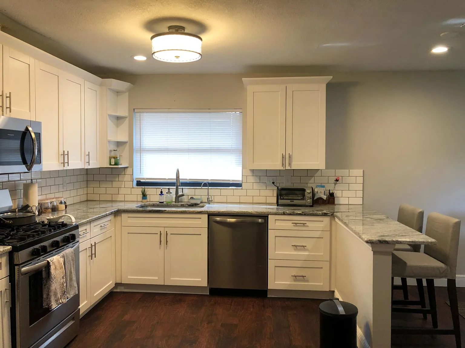 2 bed, 1192 sqft, $2,500 — Photo 2