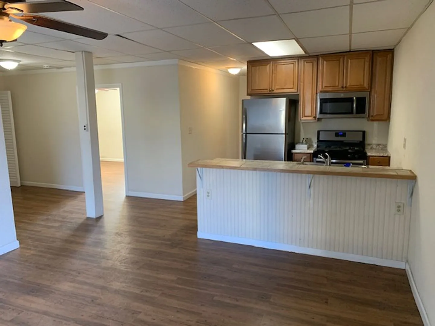 Updated 2BD/1BA Apartment with In-Unit Laundry + 2 Parking Spots - 1/2 Off Second Month's Rent — Photo 2