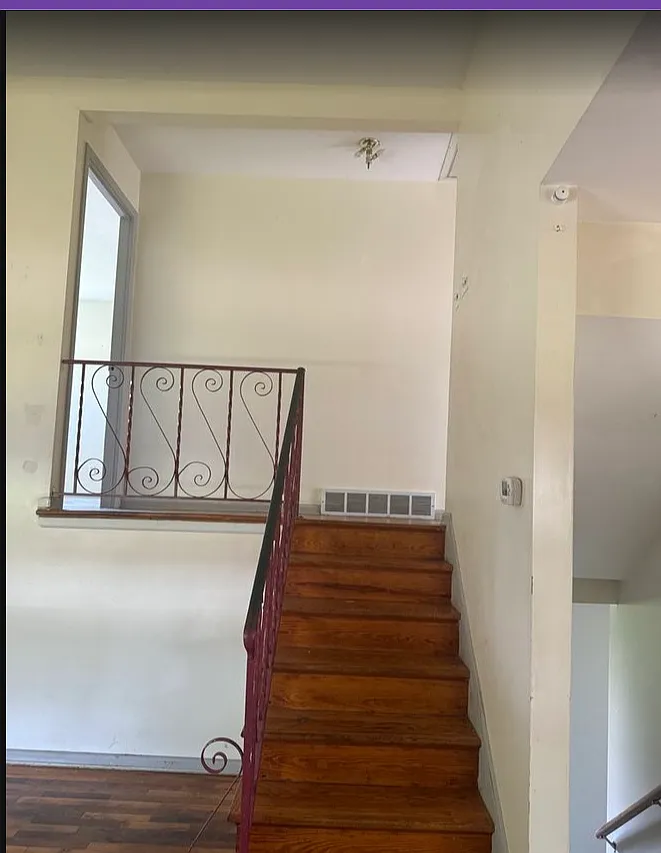 4 bed, 1350 sqft, $2,350 — Photo 2