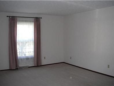 3rd image of 2087 Hughey Dr
