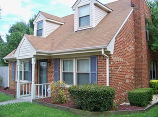 6 Glascow Way, Hampton, VA 23669