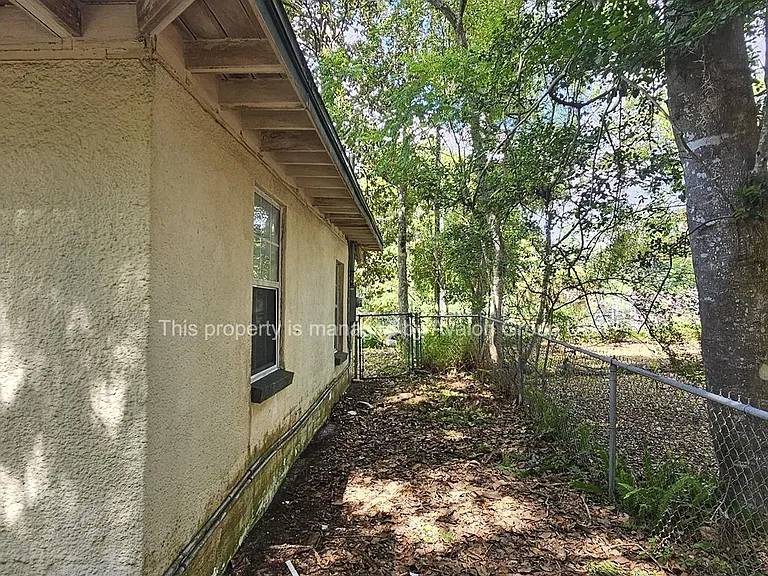 9831 Ridge Blvd — Photo 19