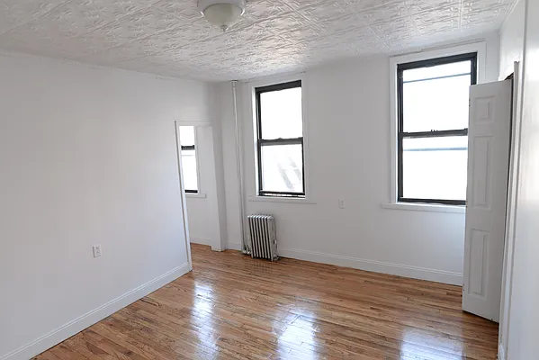 Rented by Residents Team | media 15