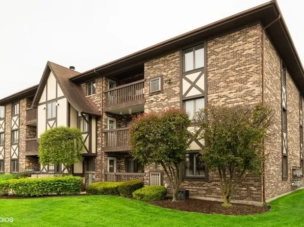 13745 S Lamon Ave APT 104, Crestwood, IL 60445