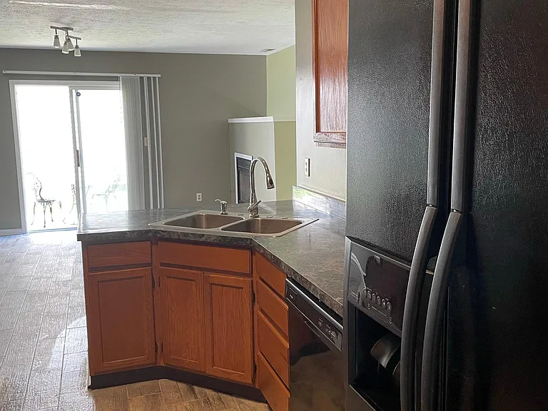 4651 Falcon Run Way — Photo 8