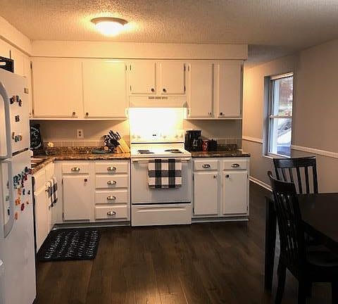 4th image of 101 Carbine Ct