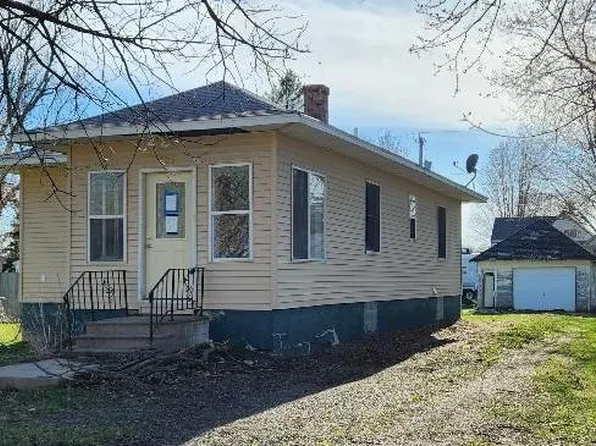 305 N Secor St, Bricelyn, MN 56014