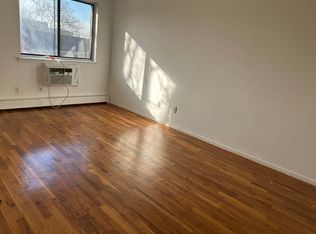 6250 Forest Ave APT 3, Flushing, NY 11385