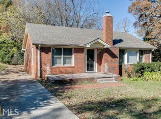 5248 Gainesville St, Flowery Branch, GA 30542