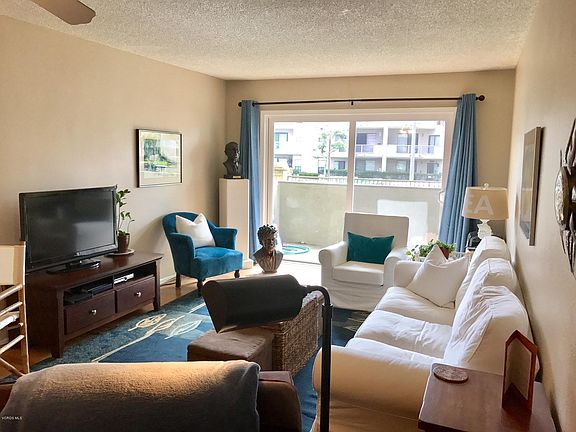 4th image of 389 E Surfside Dr