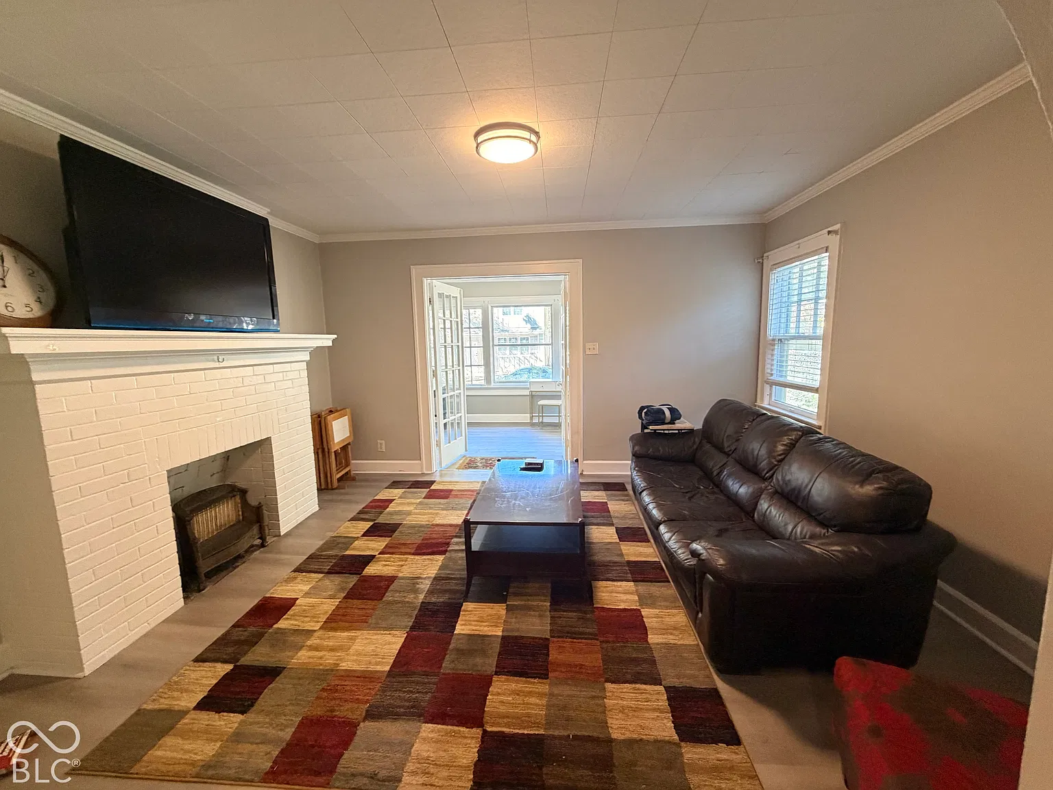 3 bed, 1.0 bath, 748 sqft, $3,500 — Photo 4