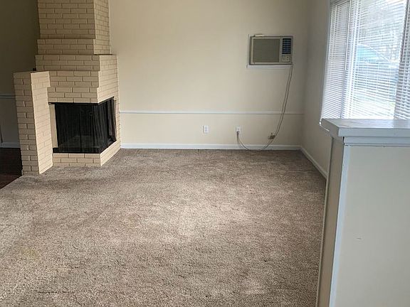 2nd image of 3027 Redgate Ln