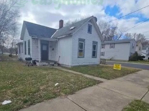 1540 W Kettelle St, Peoria, IL 61605