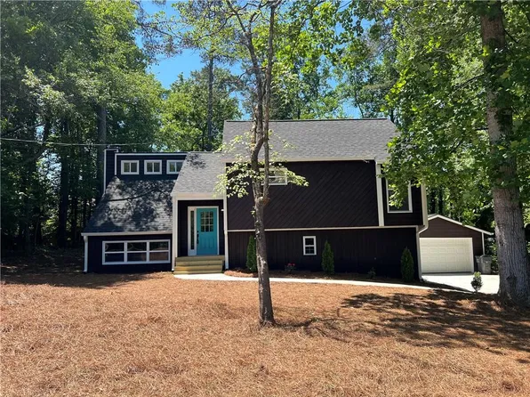 1882 Winding Creek Ln SW, Marietta, GA 30064