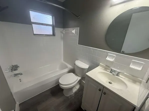 10106 N Lantana Ave, Tampa, FL 33612