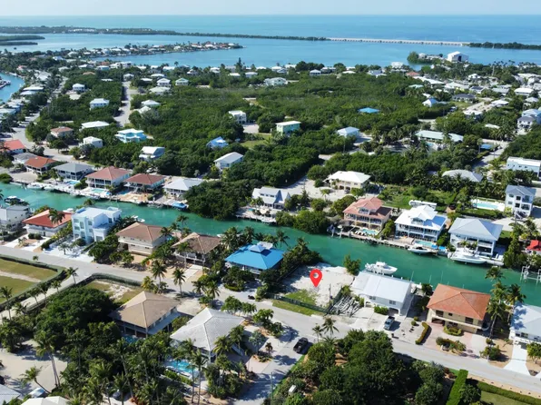 322 E Seaview Dr, Duck Key, FL 33050