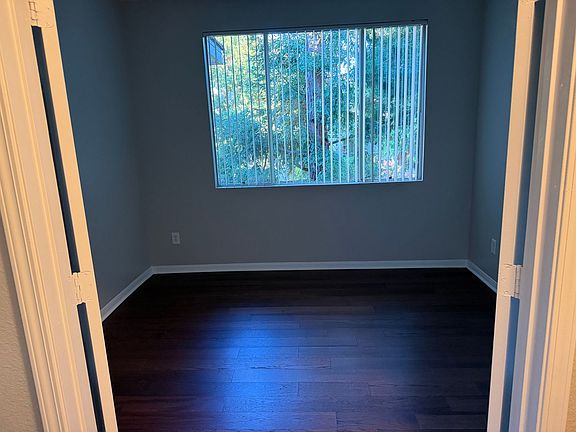 5th image of 701 Gibson Dr APT 722