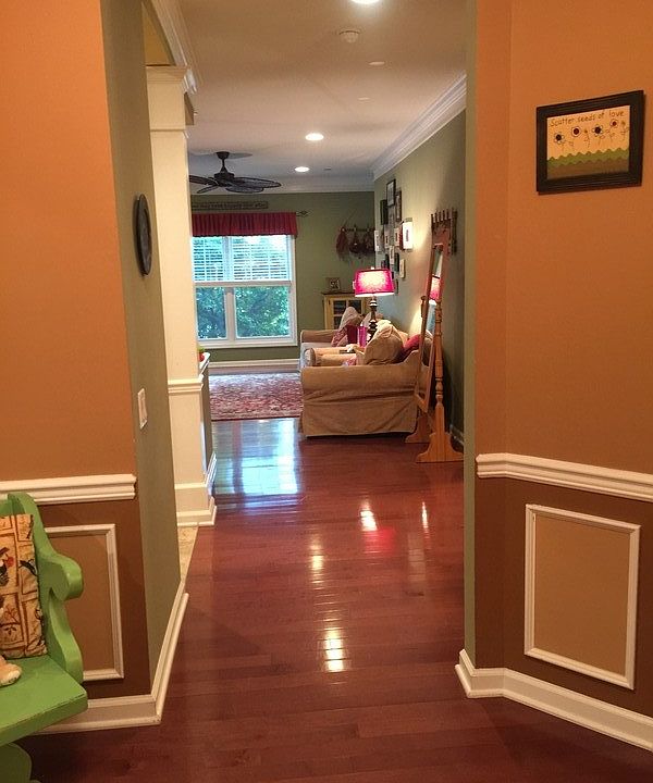 1st image of 77 Maple Ave