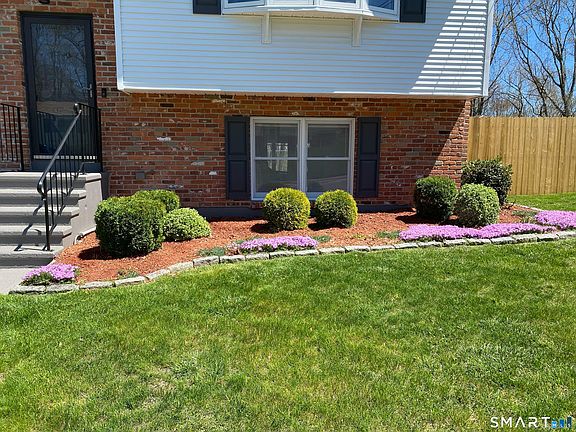 3rd image of 31 Kendall Circle