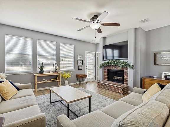 3rd image of 1752 Mystic Hollow Dr