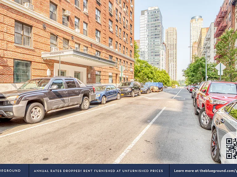 210 W 70th St #502 — Photo 24