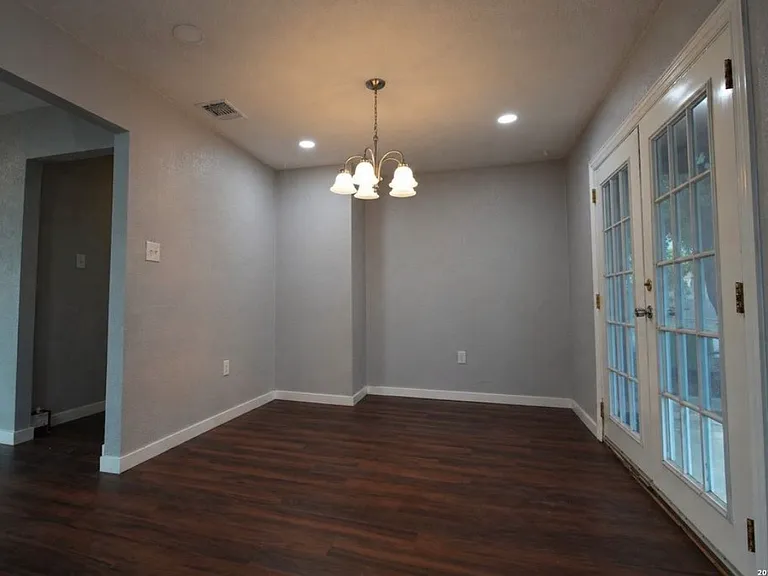 2423 Aiken St #NA — Photo 6