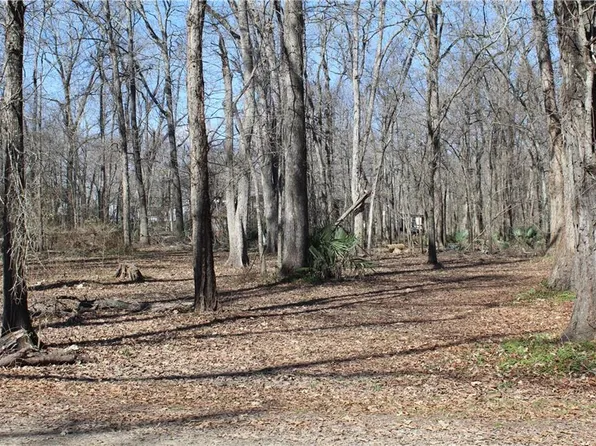 165 Sportsman Ln #9, Jonesville, LA 71343