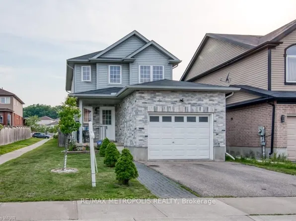 1369 Old Zeller Dr, Kitchener, ON N2A 0C6