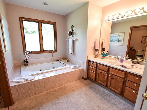 4th image of 3011 Desert Turtle Ct