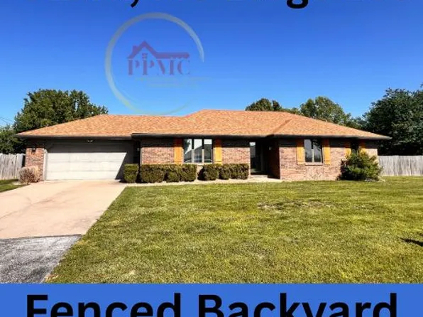 2002 S 11th Ave, Ozark, MO 65721