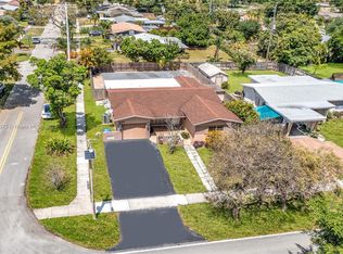 4419 W Park Rd, Hollywood, FL 33021