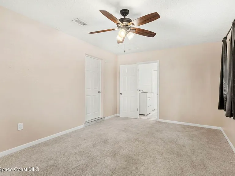 2508 Hathaway Dr #A — Photo 7
