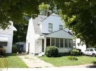 20131 Irvington St, Highland Park, MI 48203