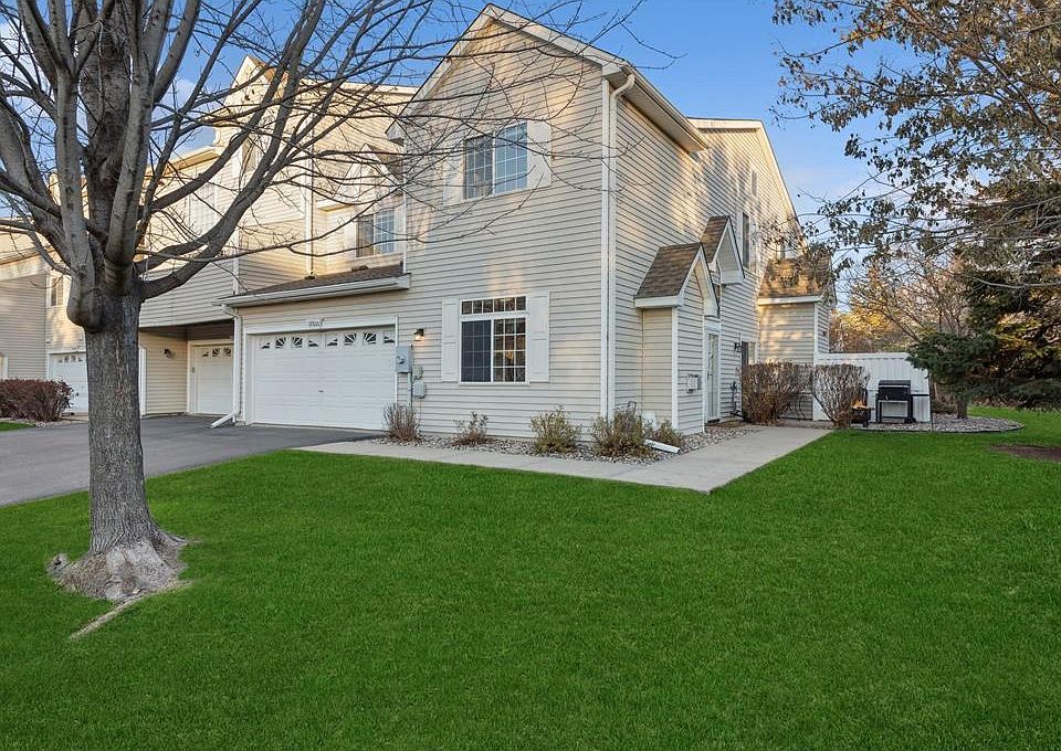 Front Yard view showing Garage
