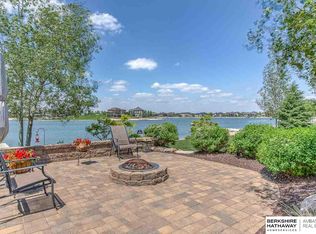 902 S 249th Cir, Waterloo, NE 68069