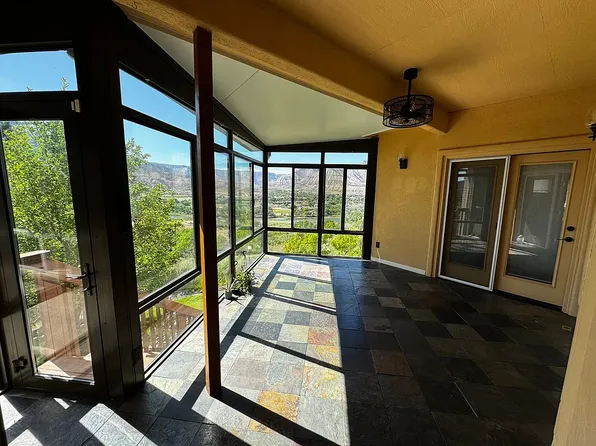 47 Locust Way, Parachute, CO 81635