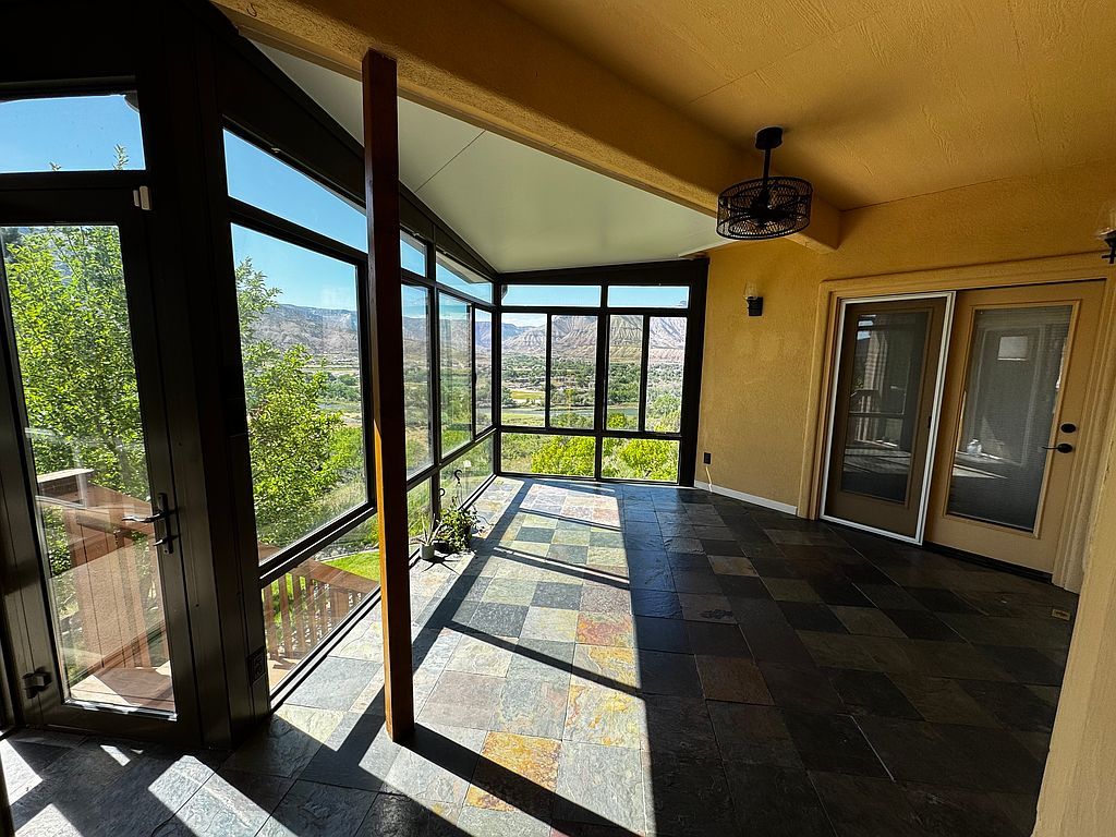 47 Locust Way - Property Image