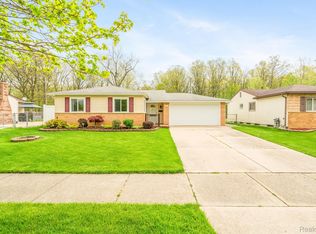 16215 Brandt St, Romulus, MI 48174