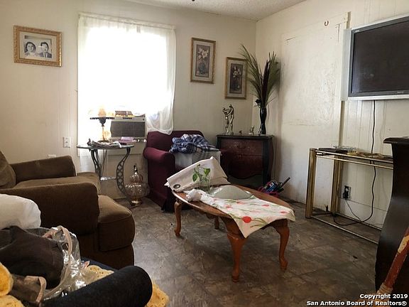 3rd image of 2508 San Luis St
