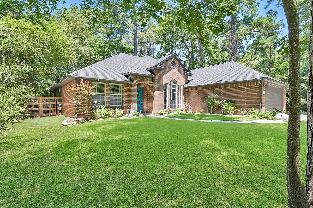 Building Photo - 84 Oak Grove Ln