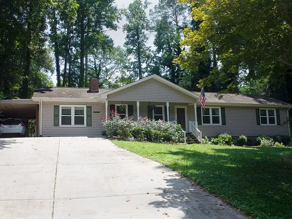 106 Creek Hollow Dr, Woodstock, GA 30188